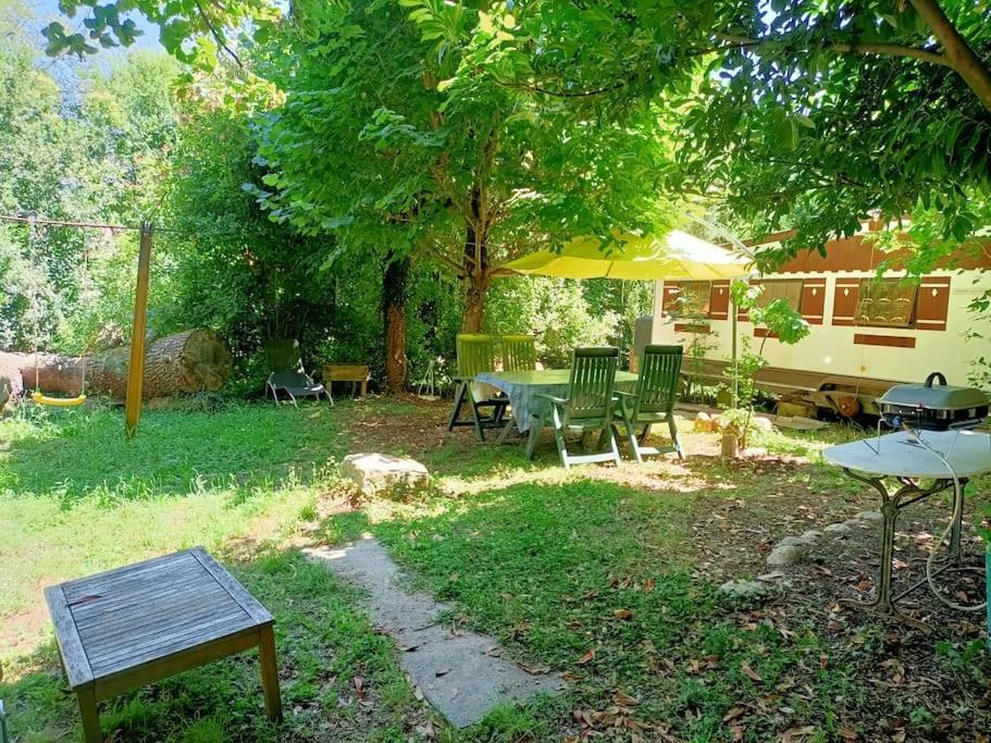 La Colline Aux Oiseaux, La Tranquillite Des Bois Villa Molieres-sur-Ceze Exterior photo